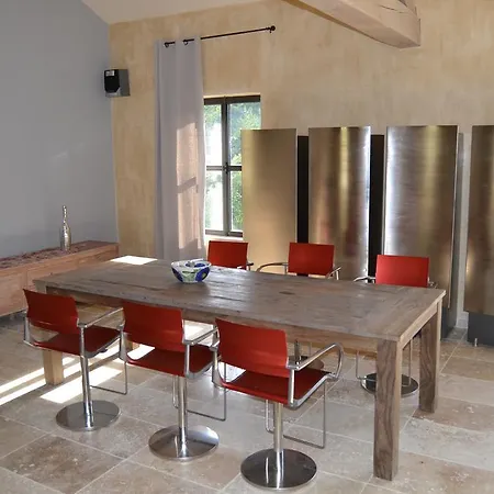 Vakantiehuis Mas Ste Helene Céreste