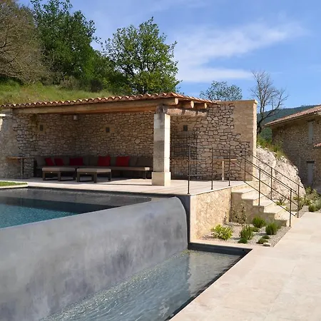 Vakantiehuis Mas Ste Helene Céreste