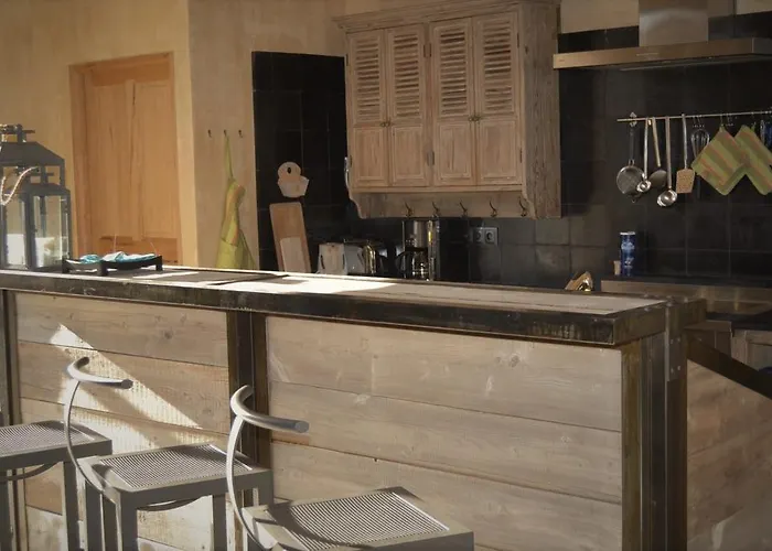 Mas Ste Helene Dom wakacyjny Céreste